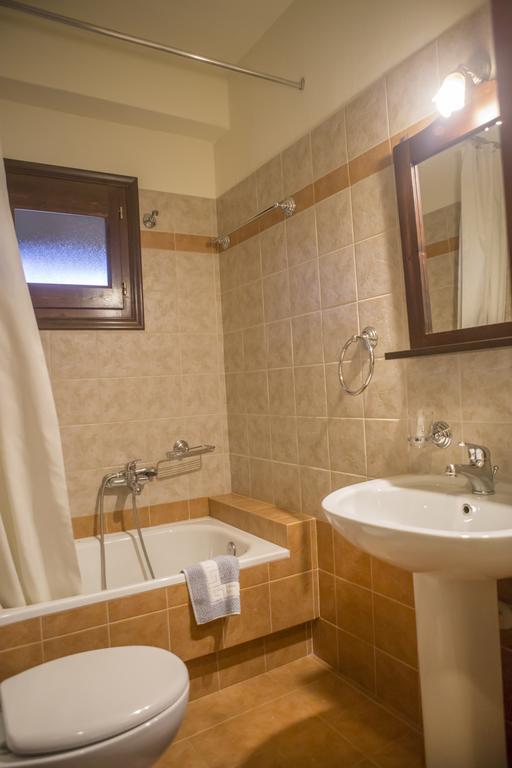 T'Asprolithia Villa Kalývia Fylaktís Eksteriør billede